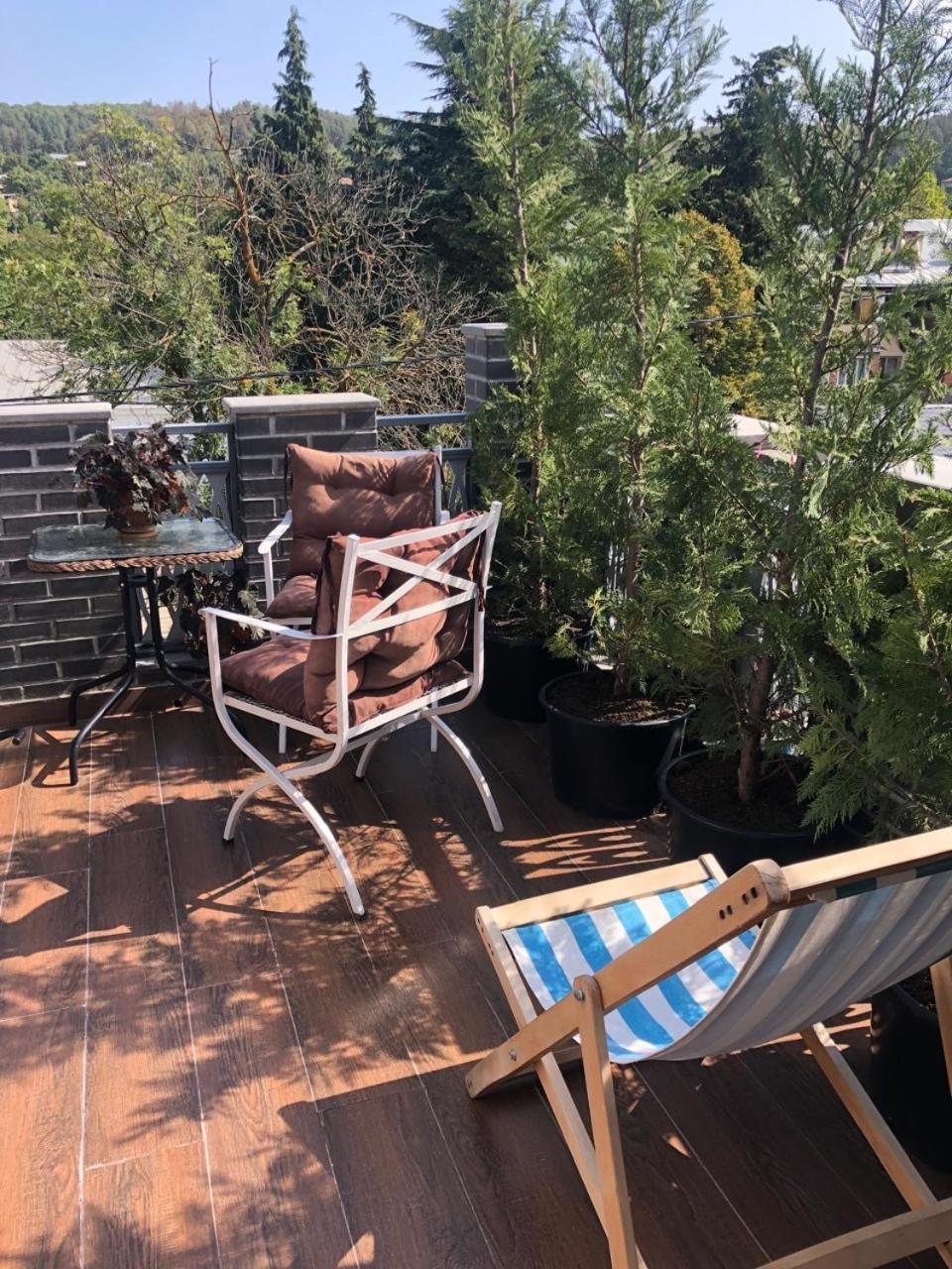 Verona Apartment Dushet'i Bagian luar foto