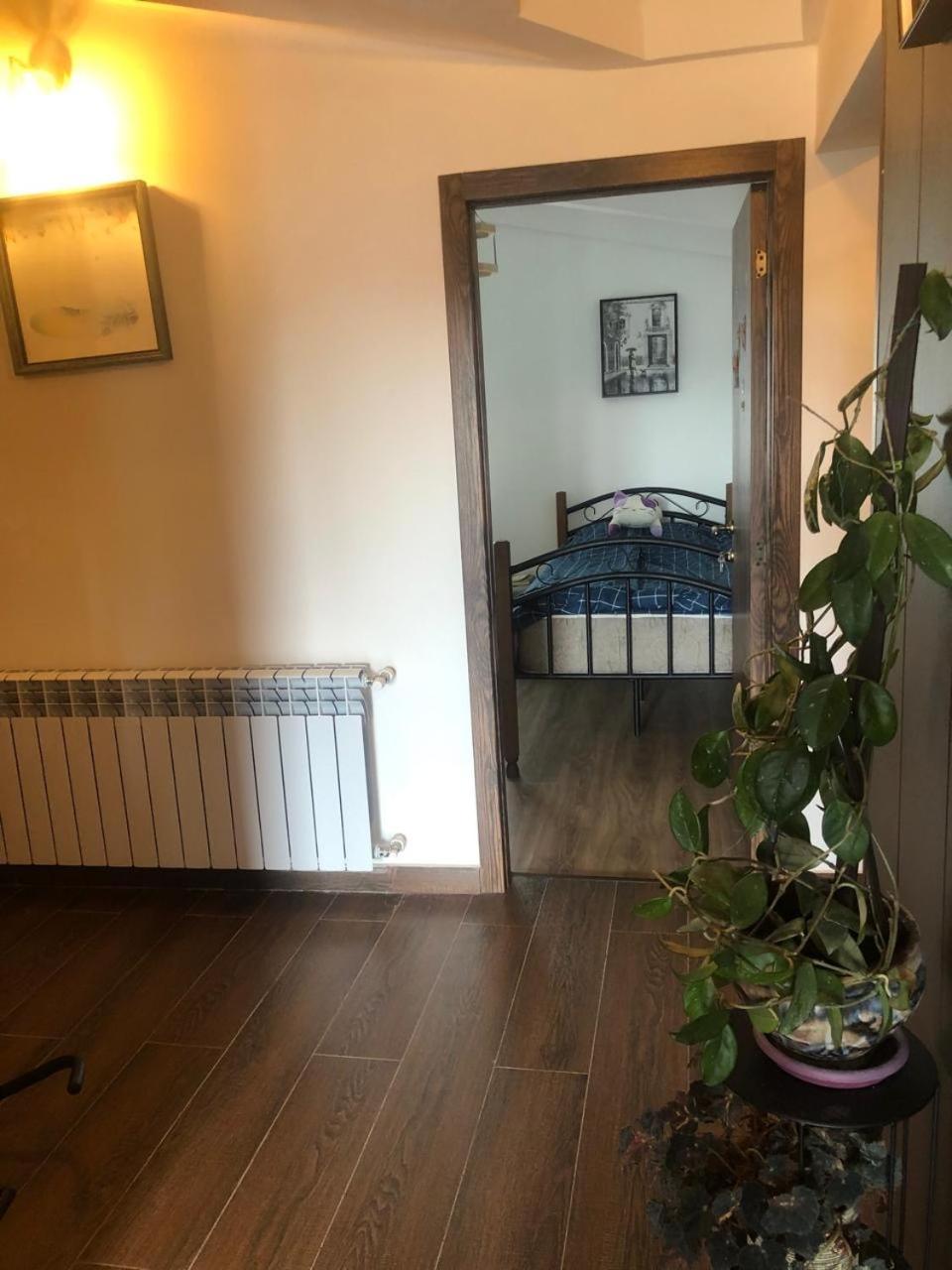 Verona Apartment Dushet'i Bagian luar foto