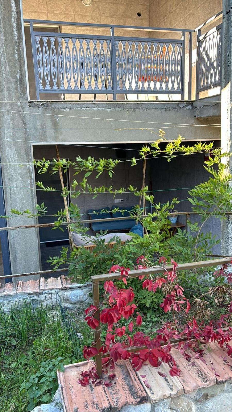 Verona Apartment Dushet'i Bagian luar foto
