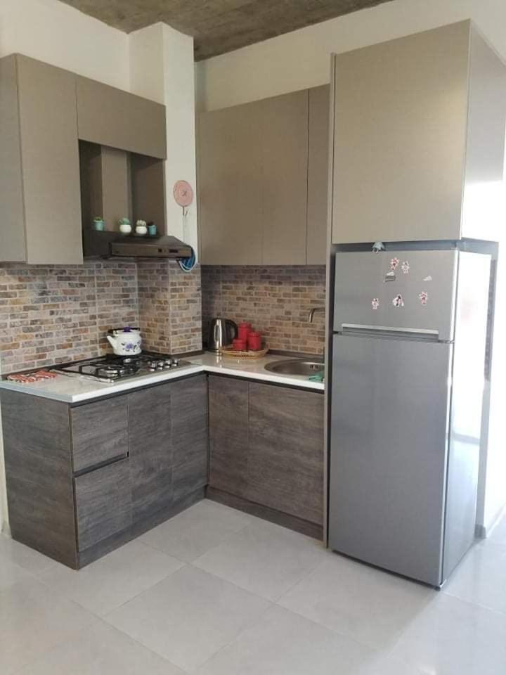 Verona Apartment Dushet'i Bagian luar foto