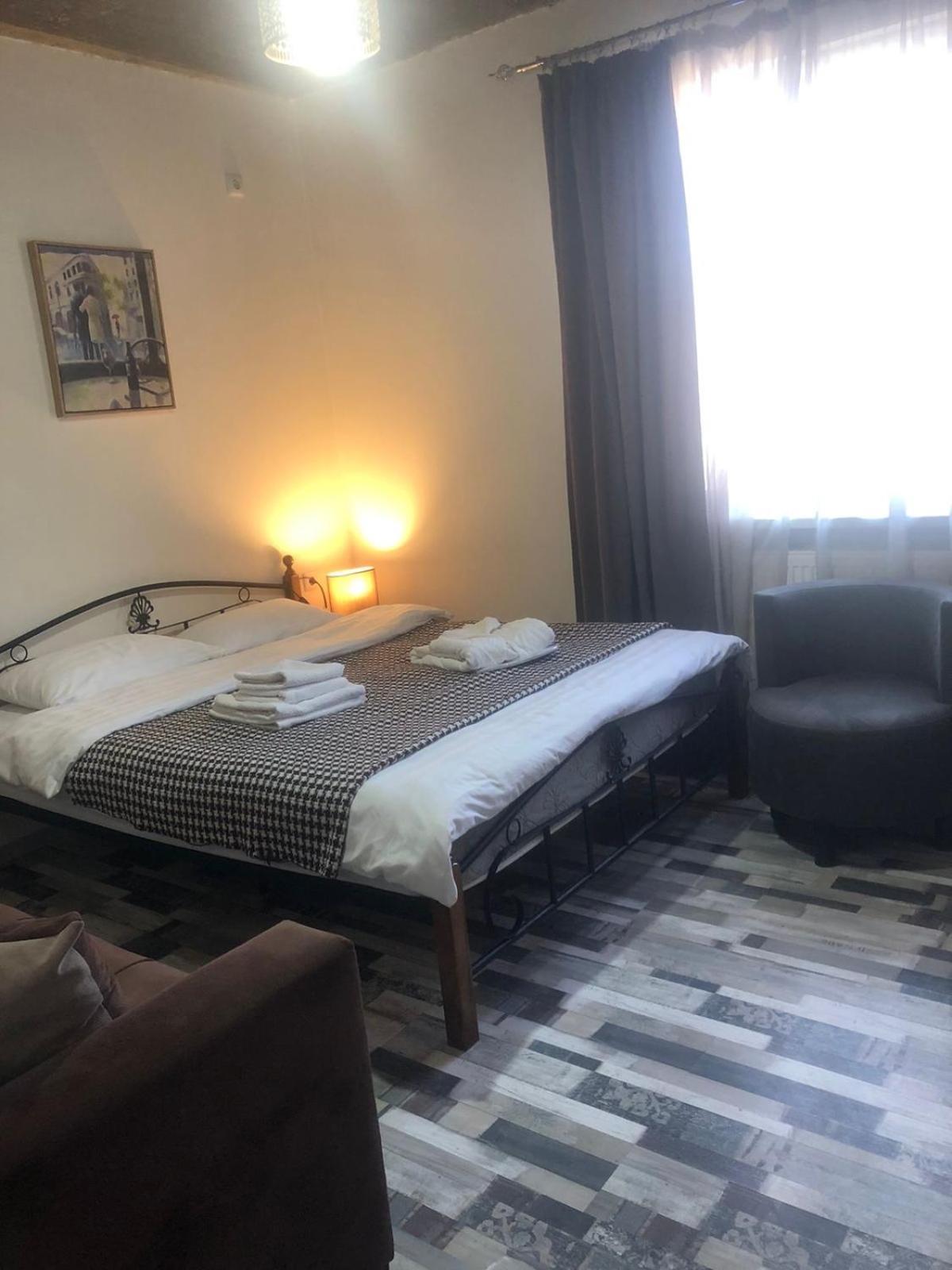 Verona Apartment Dushet'i Bagian luar foto